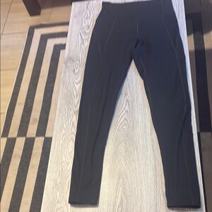 Stylish Black Leggings for all Seasons